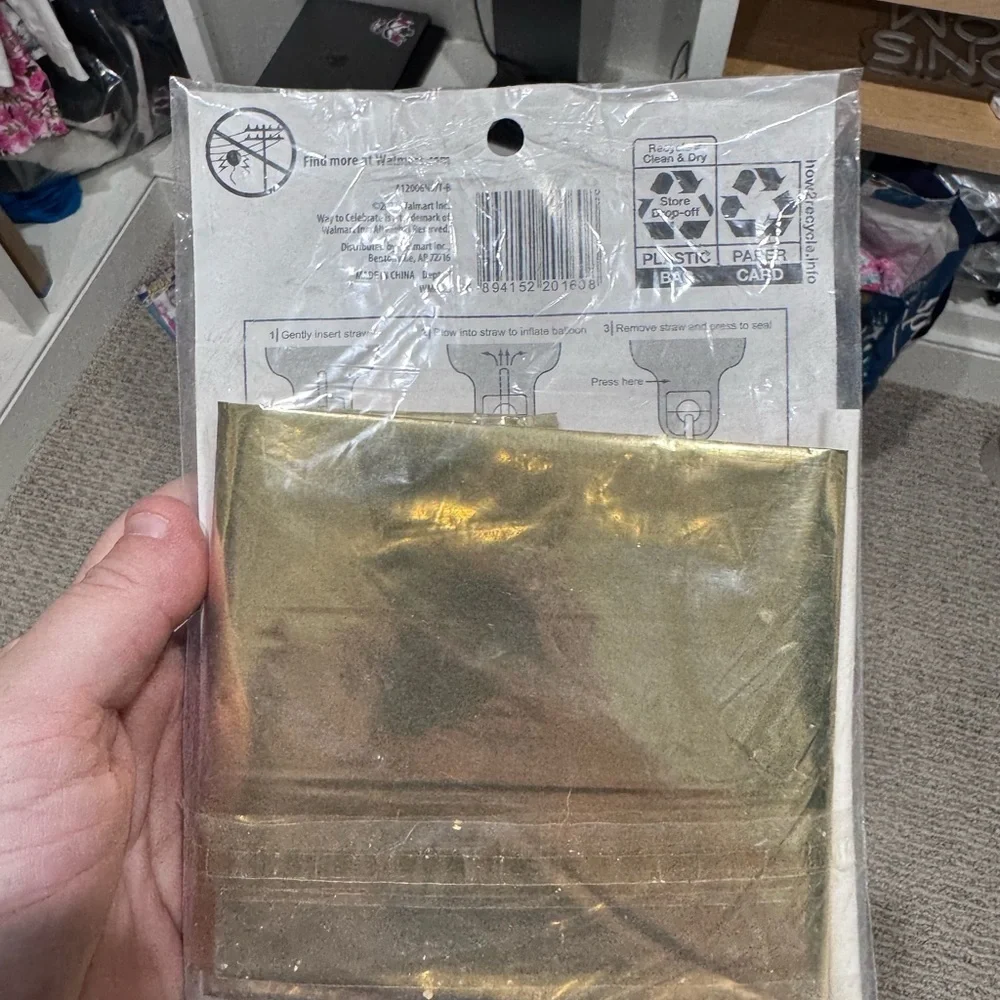 5 for $25 SALE 🎉 Gold Foil Number 3 Balloon